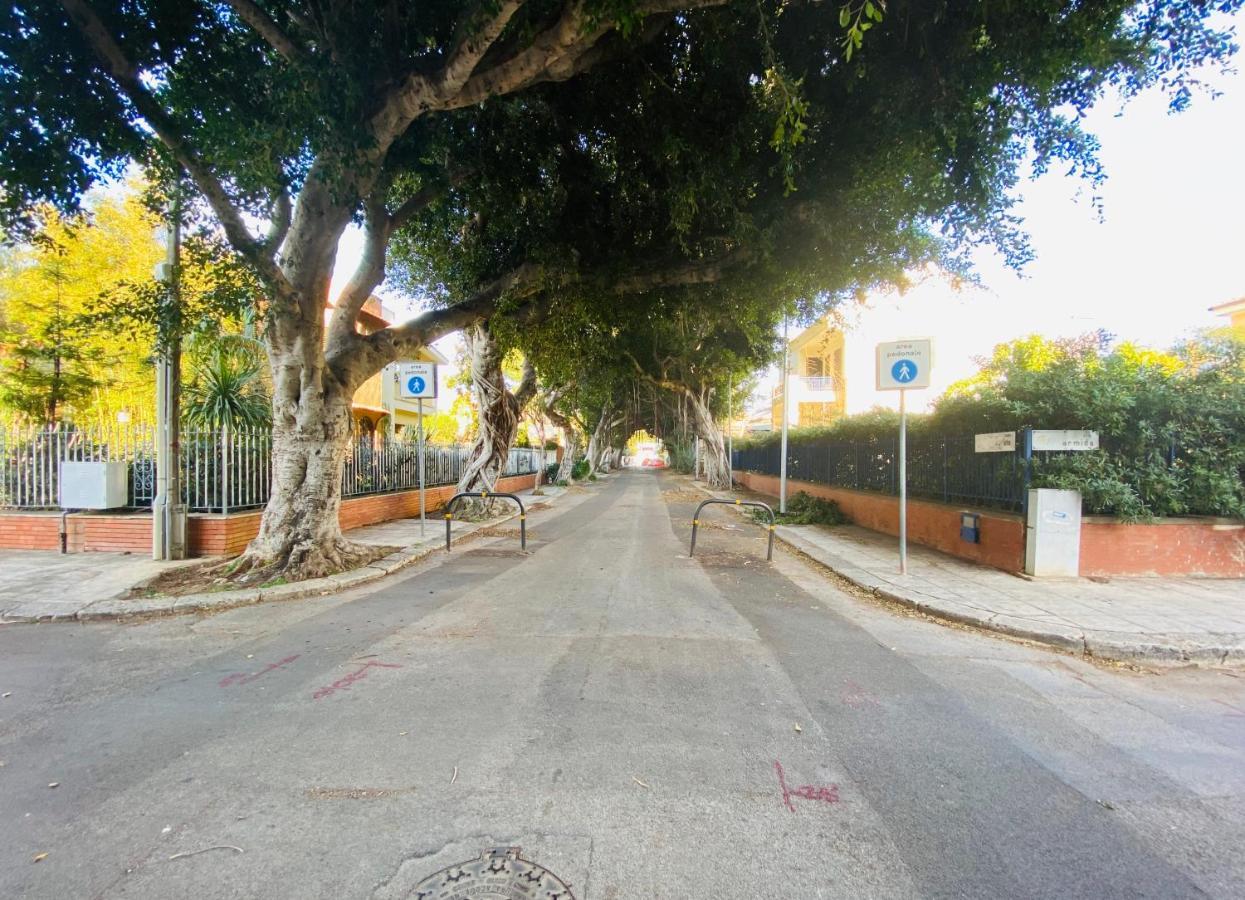 Mondello Beach The House With Green Lawns Villa ภายนอก รูปภาพ